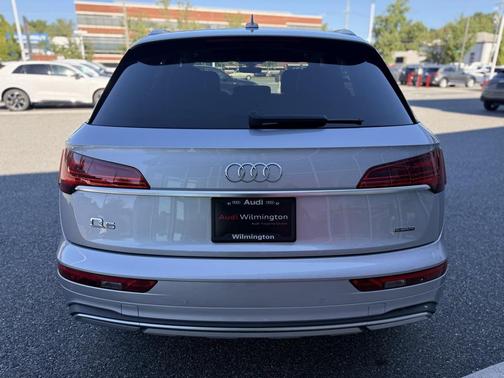 2023 Audi Q5 40 Premium
