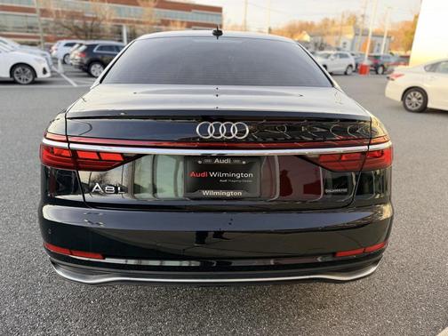 2022 Audi A8 L 55 TFSI quattro Tiptronic
