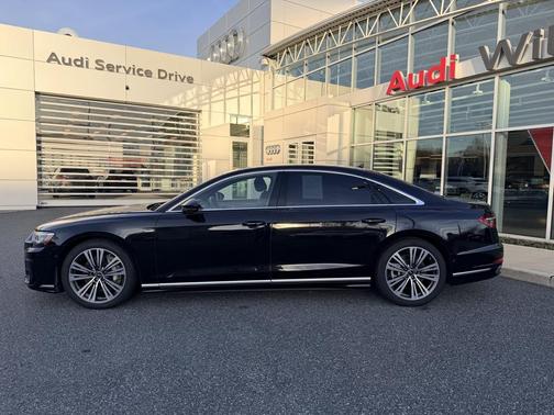 2022 Audi A8 L 55 TFSI quattro Tiptronic