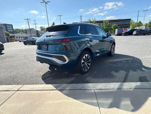 Malpelo Blue Metallic 2026 Audi Q3 TFSI quattro S tronic