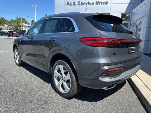 2025 Audi Q5 Premium Plus