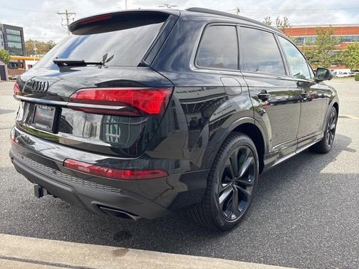 2026 Audi Q7 55 Premium Plus