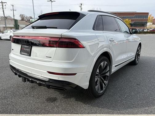 2026 Audi Q8 55 Premium Plus