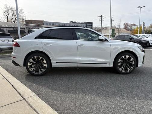 2026 Audi Q8 55 Premium Plus