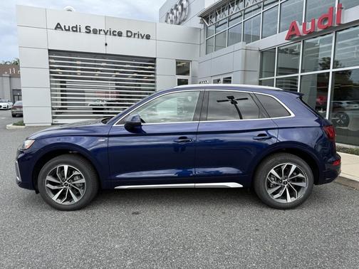 2022 Audi Q5 45 S line Premium