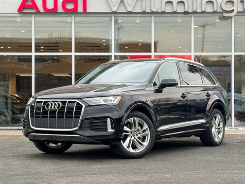 2023 Audi Q7 45 Premium