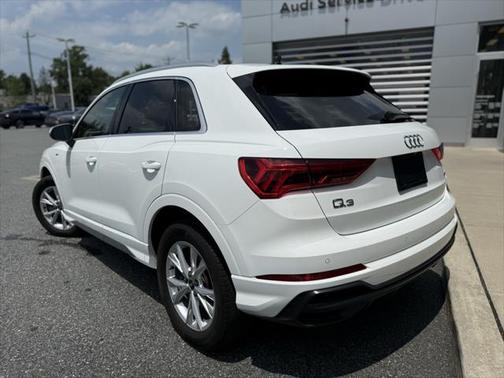 2022 Audi Q3 45 S line Premium