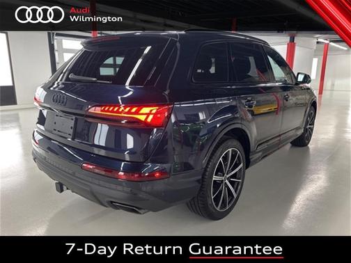 2025 Audi Q7 45 Premium Plus