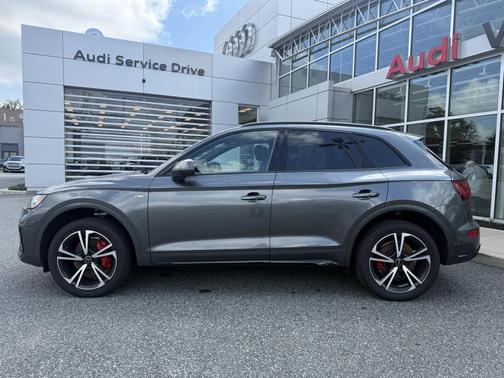 2025 Audi Q5 45 S line Premium Plus