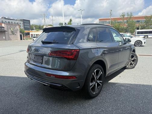 2025 Audi Q5 45 S line Premium Plus