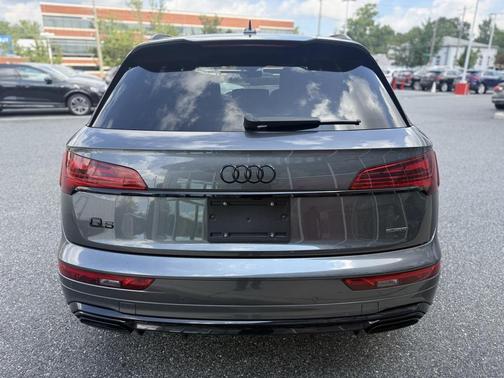 2025 Audi Q5 45 S line Premium Plus