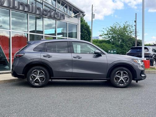 Modern Steel Metallic 2024 Honda HR-V EX-L