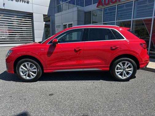 2025 Audi Q3 45 S line Premium Plus