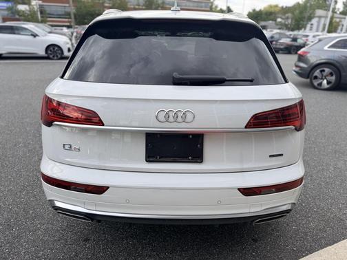 2025 Audi Q5 45 S line Premium Plus