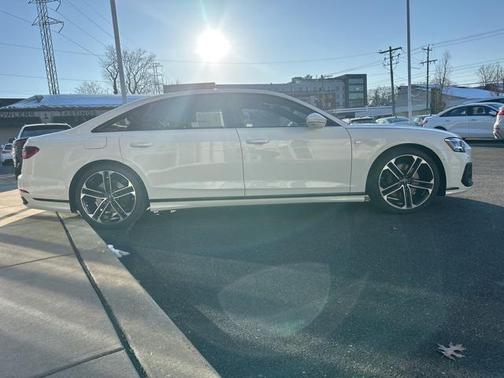 2026 Audi A8 55 TFSI quattro Tiptronic