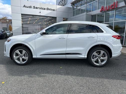 2025 Audi Q5 Premium Plus TFSI quattro S tronic