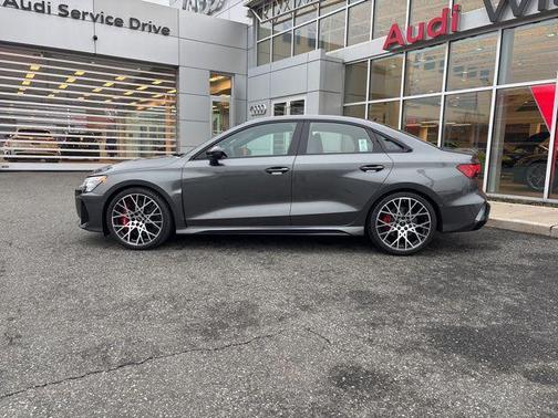 Daytona Gray Pearl Effect 2026 Audi RS 3 TFSI quattro S tronic