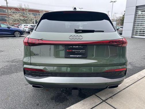 District Green Metallic 2026 Audi Q5 Premium Plus TFSI quattro S tronic