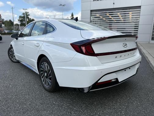 2021 Hyundai SONATA Limited 2.0T