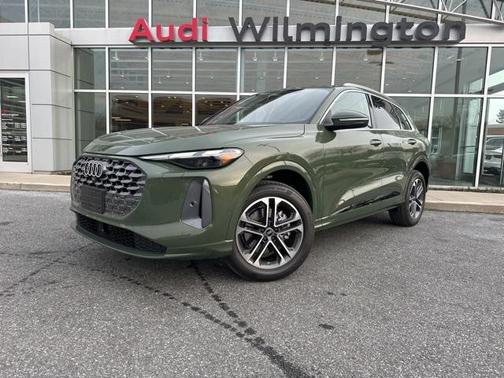 2025 Audi Q5 Premium TFSI quattro S tronic