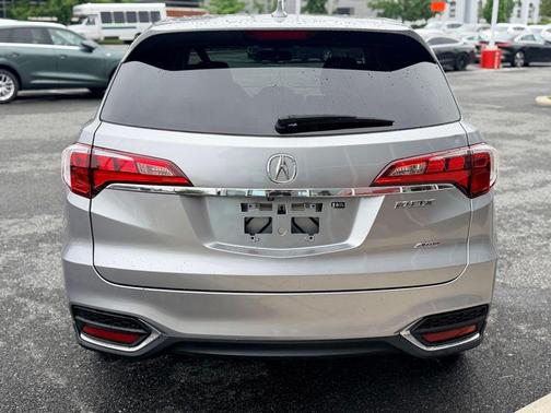 Lunar Silver Metallic 2017 Acura RDX Base