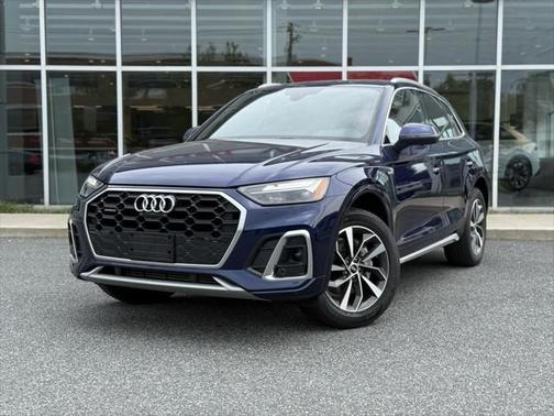 2022 Audi Q5 45 S line Premium Plus