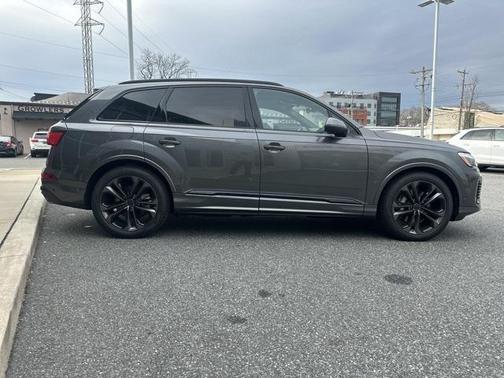 2026 Audi Q7 55 Premium Plus