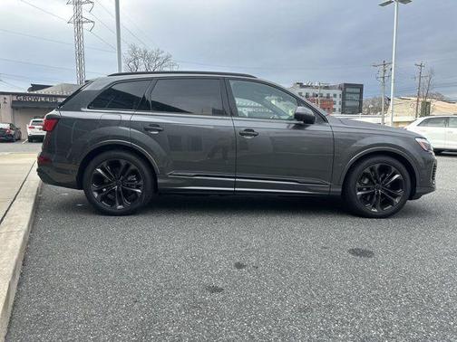 2026 Audi Q7 55 Premium Plus