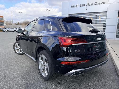 2024 Audi Q5 45 S line Premium Plus