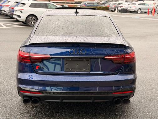 2023 Audi S4 Premium Plus TFSI quattro Tiptronic