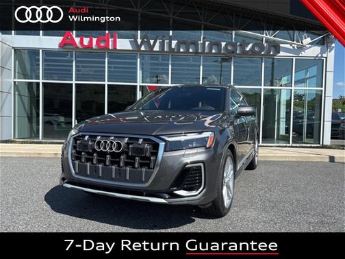 2025 Audi Q7 55 Premium Plus