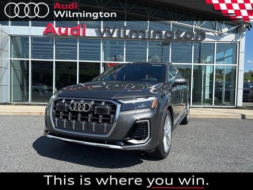 2025 Audi Q7 55 Premium Plus