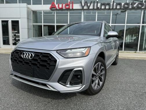 2022 Audi Q5 45 S line Premium Plus