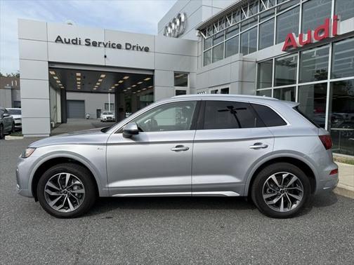 2022 Audi Q5 45 S line Premium Plus