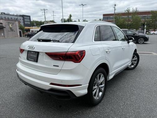 2023 Audi Q3 S line Premium