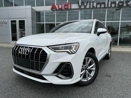 2023 Audi Q3 S line Premium
