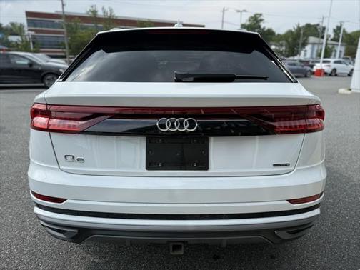 2021 Audi Q8 55 Premium Plus