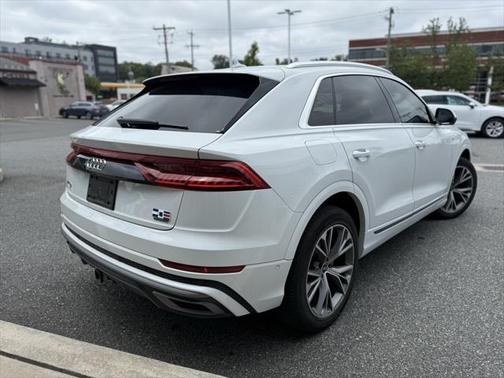 2021 Audi Q8 55 Premium Plus