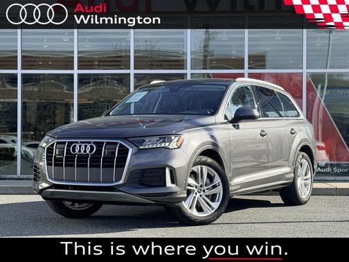 2023 Audi Q7 45 Premium Plus