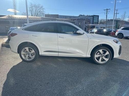 2025 Audi Q5 Premium Plus TFSI quattro S tronic