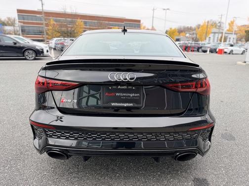 2024 Audi RS 3 TFSI quattro S tronic