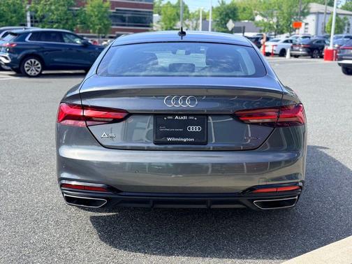 Daytona Gray Pearl Effect 2025 Audi A5 Sportback 45 S Line Premium