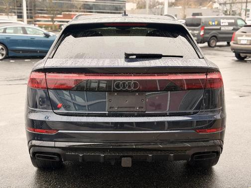 2025 Audi Q8 55 Premium Plus