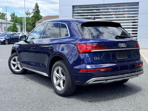 Navarra Blue Metallic 2021 Audi Q5 45 Premium