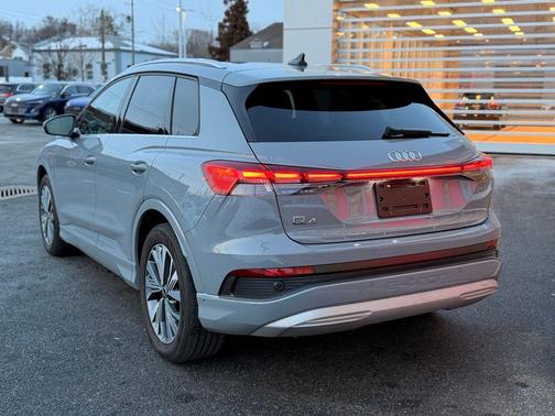 2023 Audi Q4 e-tron Premium Plus 40 RWD