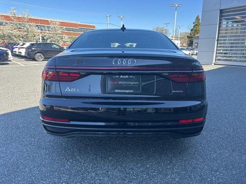 sebring black crystal effect 2026 Audi A8 55 TFSI quattro Tiptronic