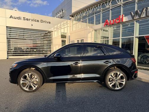 2023 Audi Q5 45 S line Premium Plus