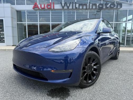 2023 Tesla Model Y Long Range Dual Motor All-Wheel Drive