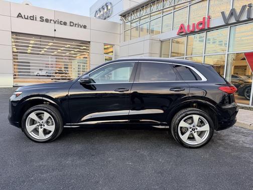 2025 Audi Q5 Premium Plus TFSI quattro S tronic