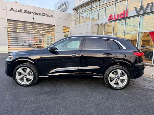 2025 Audi Q5 Premium Plus TFSI quattro S tronic